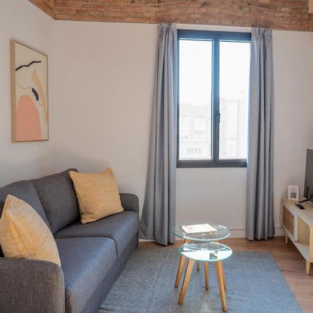 Feelathome Stadium Apartments ロスピタレート・デ・リョブレガート エクステリア 写真