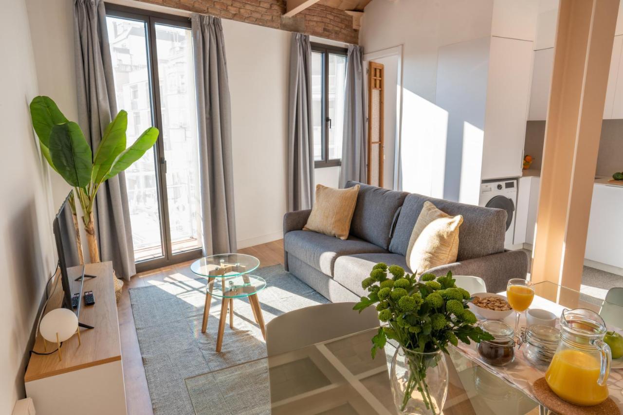 Feelathome Stadium Apartments ロスピタレート・デ・リョブレガート エクステリア 写真